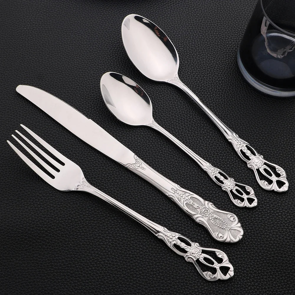 Aureo Vittoria™ — Textured Flatware Collection